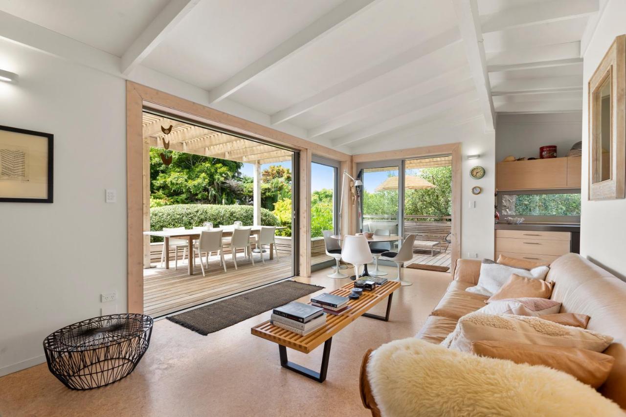 Palm Views - Stay Waiheke Palm Beach Esterno foto